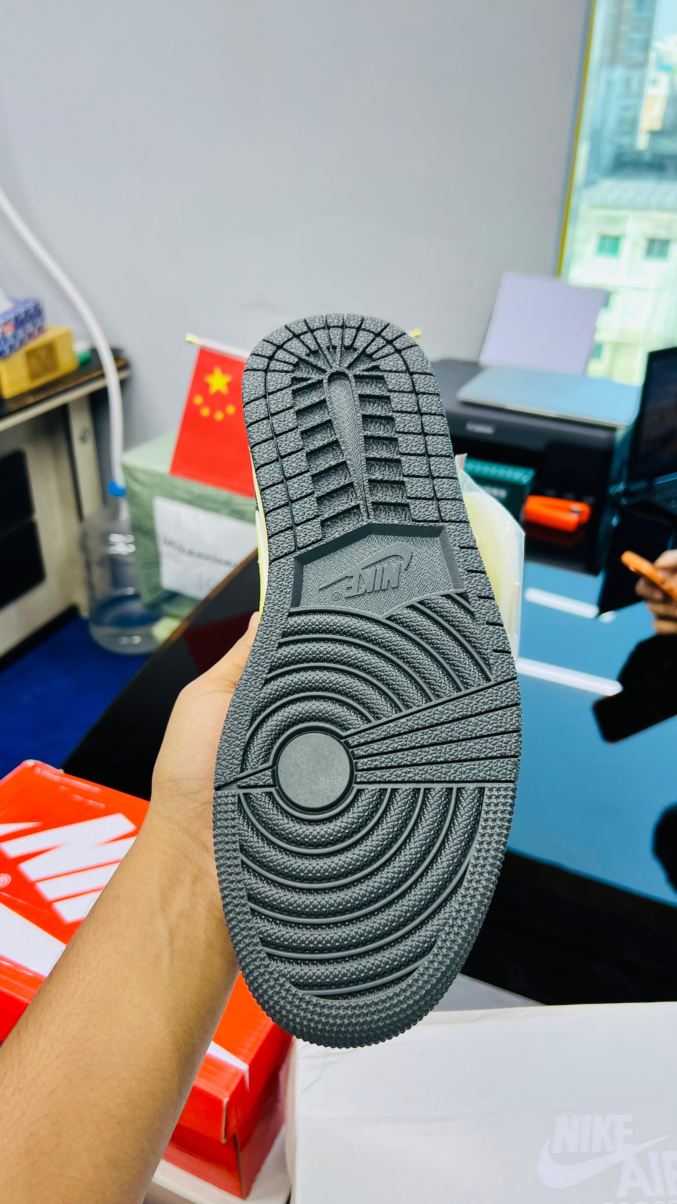 High-End Men's Sneakers